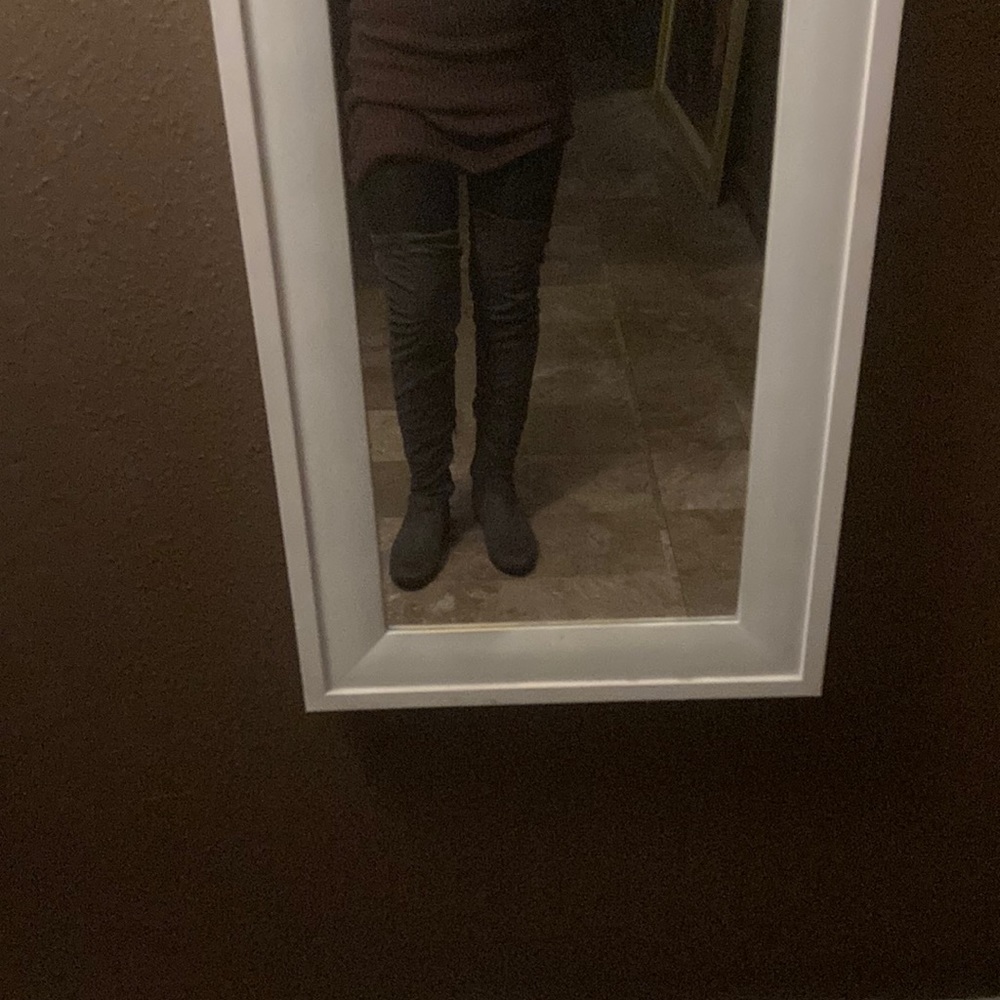 Over knee gray